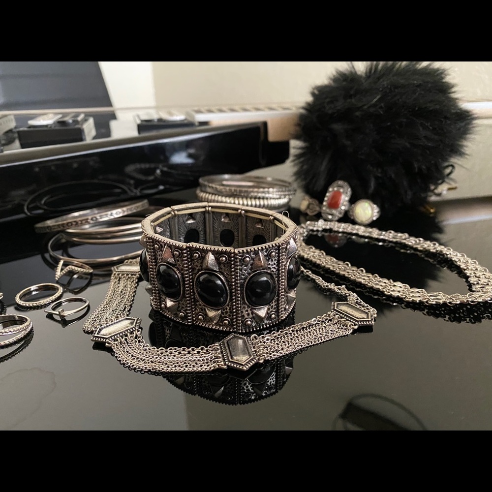 Bracelet & Necklace